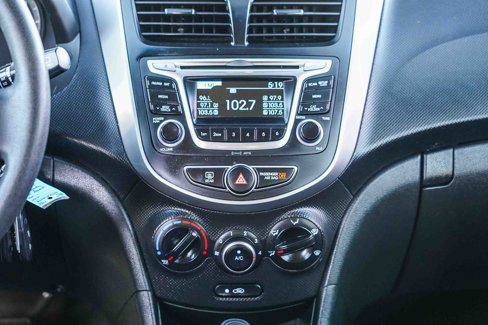 Used 2017 Hyundai Accent SE image 13