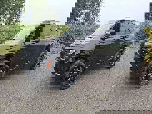 New 2025 Jeep Grand Cherokee Laredo image 3