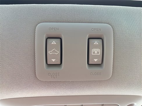 Used 2020 Nissan Murano SV image 13