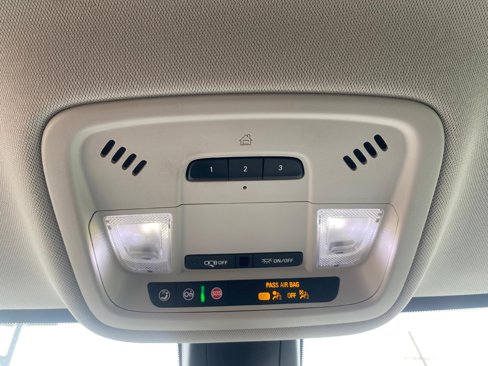 Certified 2021 Chevrolet Traverse Premier image 14