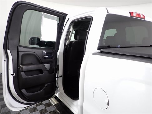 Used 2018 Chevrolet Silverado 1500 LT image 24