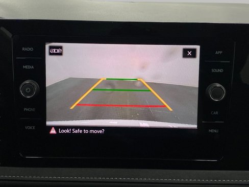 New 2025 Volkswagen Taos SE image 17