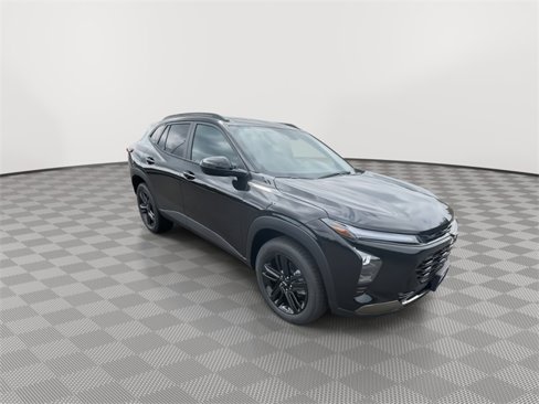New 2025 Chevrolet Trax ACTIV w/ Sunroof Package image 2