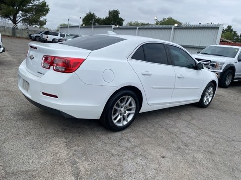Used 2016 Chevrolet Malibu LT w/ Power Convenience Package image 3