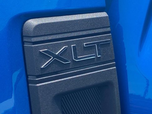 New 2025 Ford Maverick XLT w/ XLT Luxury Package image 16