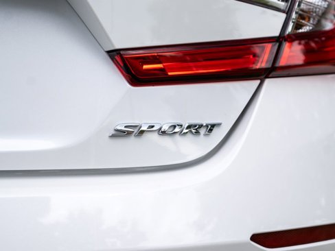 Used 2022 Honda Accord Sport image 13