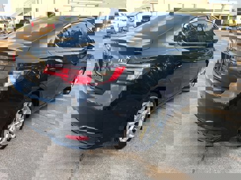 Used 2016 Acura ILX image 4