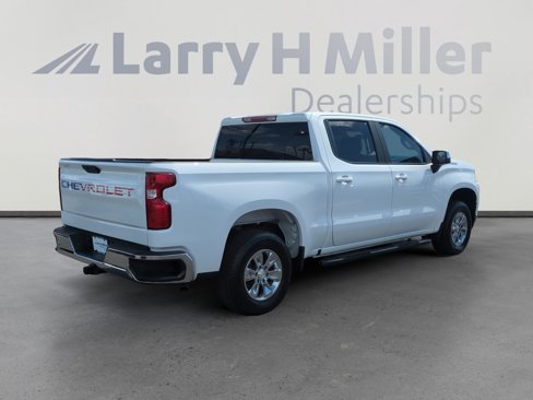 Used 2021 Chevrolet Silverado 1500 LT w/ Safety Package image 5