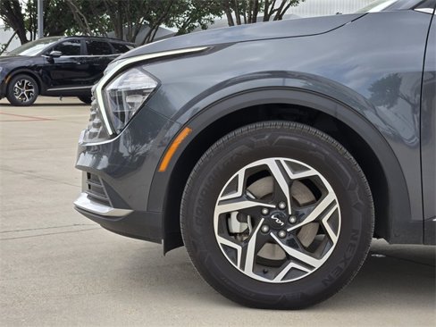Certified 2023 Kia Sportage LX image 14