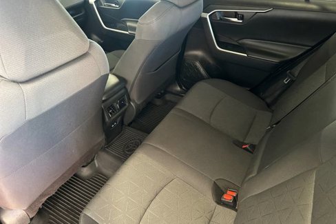 Certified 2022 Toyota RAV4 XLE image 18