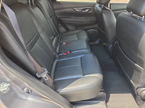Certified 2020 Nissan Rogue SV image 20