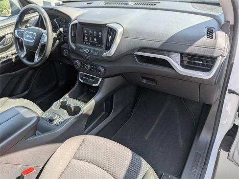 Used 2023 GMC Terrain SLE w/ Driver Convenience Package image 32