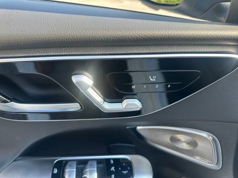 Used 2024 Mercedes-Benz C 300 4MATIC Sedan image 19
