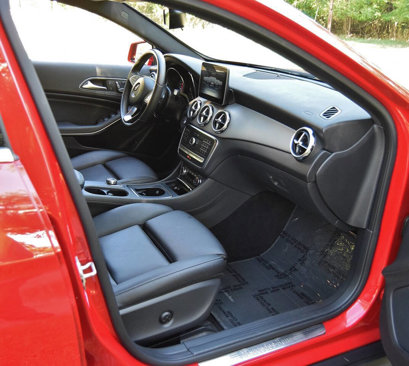 Used 2018 Mercedes-Benz GLA 250 4MATIC image 23