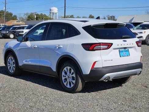 New 2025 Ford Escape Active image 4
