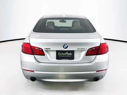 Used 2013 BMW 535i xDrive Sedan image 7