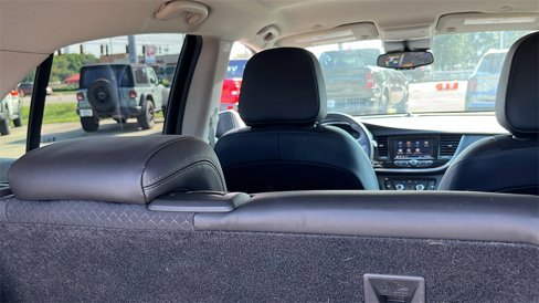 Used 2022 Buick Encore Preferred w/ Safety Package image 38