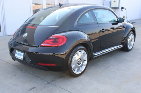 Used 2013 Volkswagen Beetle 2.5 image 6