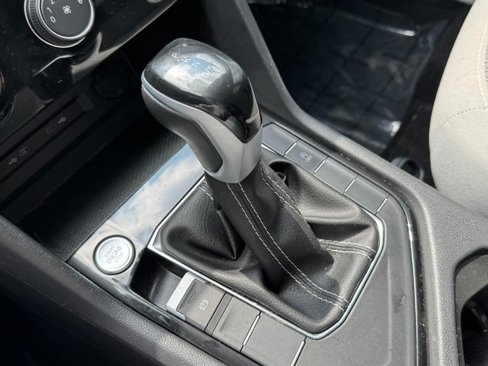 Used 2024 Volkswagen Taos S w/ MDO Package image 19