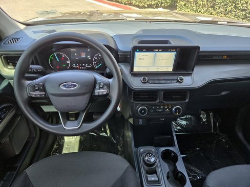 Used 2023 Ford Maverick XL image 8