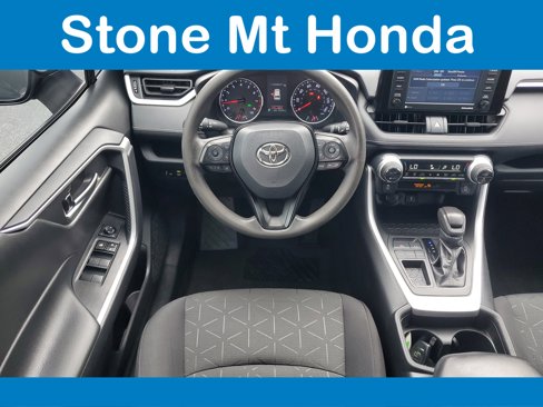 Used 2021 Toyota RAV4 XLE image 16