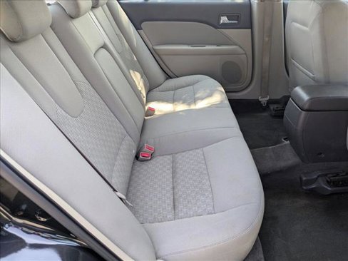 Used 2010 Ford Fusion SE image 17