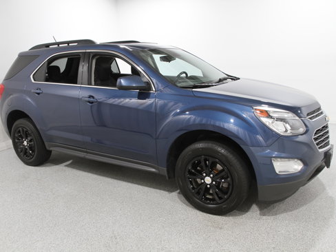 Used 2017 Chevrolet Equinox LT w/ Convenience Package image 1