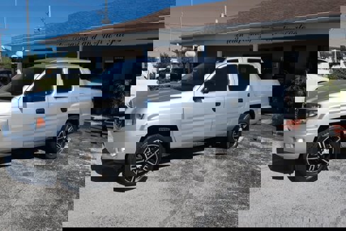 Used 2014 Honda Ridgeline Sport image 10