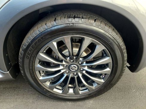 Used 2020 Nissan Armada SL w/ Premium Package image 41