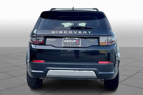 Used 2020 Land Rover Discovery Sport SE image 4