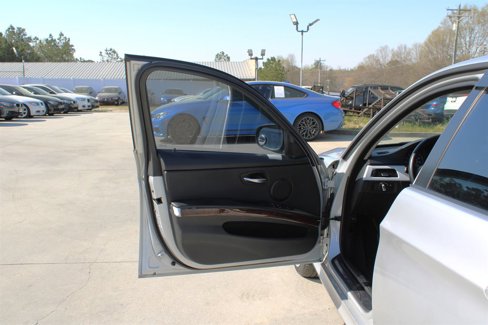 Used 2009 BMW 328i xDrive Sedan image 24