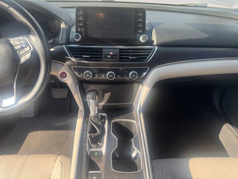 Used 2018 Honda Accord EX-L image 11