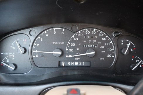 Used 2000 Ford Explorer Eddie Bauer image 43