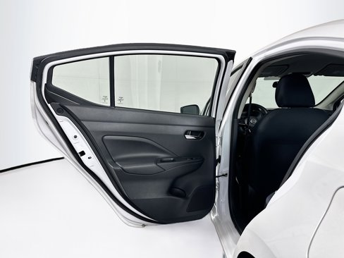 Used 2024 Nissan Versa SV image 25