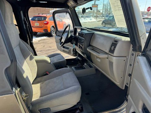 Used 2005 Jeep Wrangler Unlimited image 13