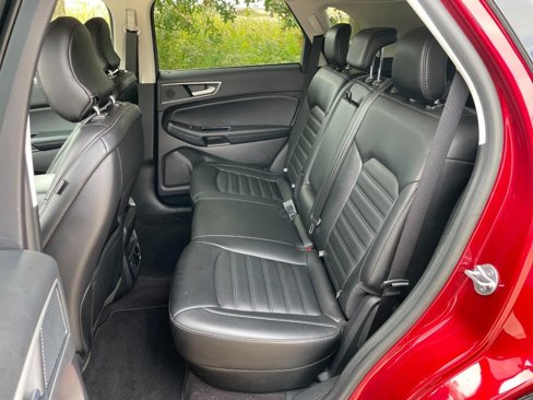 Used 2019 Ford Edge SEL w/ Equipment Group 201A image 16