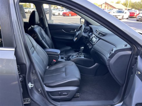 Used 2019 Nissan Rogue SL w/ Premium Package image 15