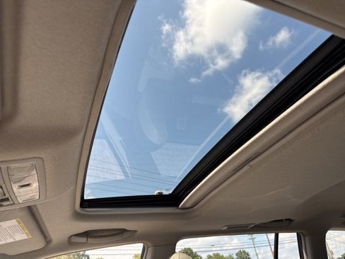 Used 2010 Toyota Highlander Limited image 44