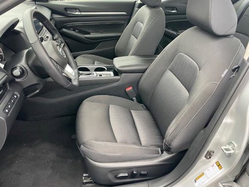 Certified 2020 Nissan Altima 2.5 SV image 6