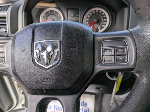 Used 2016 RAM 2500 Tradesman w/ Chrome Appearance Group image 15
