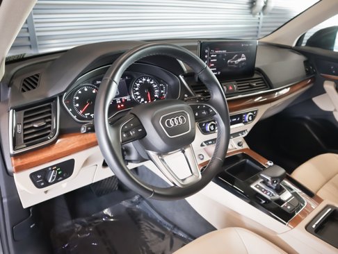 Used 2022 Audi Q5 2.0T Premium w/ Convenience Package image 16
