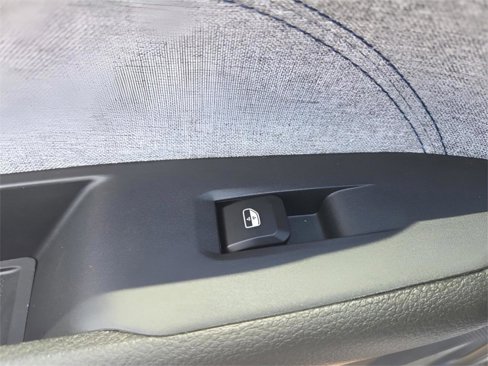 New 2025 Jeep Compass Latitude image 41