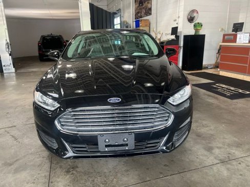 Used 2016 Ford Fusion S image 3