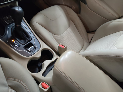 Used 2019 Jeep Cherokee Latitude w/ Popular Appearance Group image 26