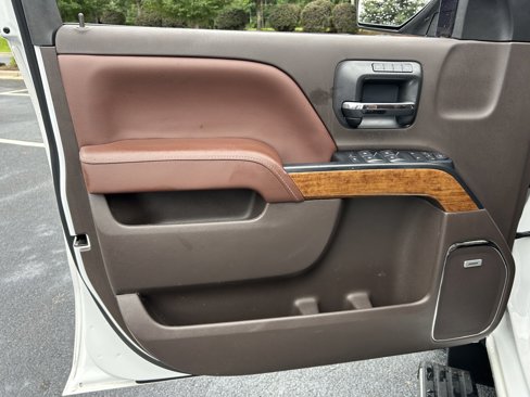 Used 2018 Chevrolet Silverado 1500 High Country image 51