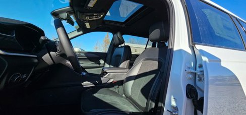New 2025 Jeep Grand Cherokee L Altitude image 27