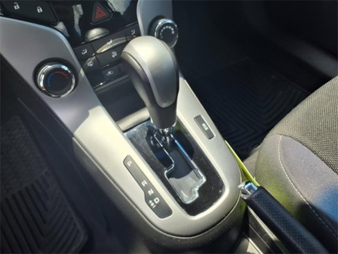Used 2013 Chevrolet Cruze LT image 19