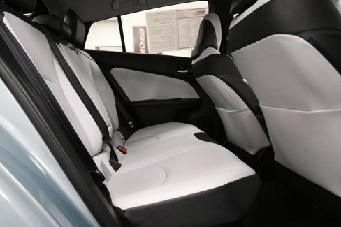 Used 2016 Toyota Prius Three Touring image 22