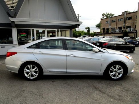 Used 2011 Hyundai Sonata Limited image 9
