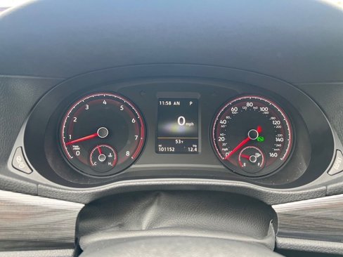 Used 2021 Volkswagen Passat 2.0T R-Line image 18